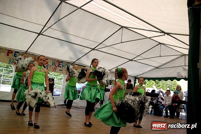 Zdjęcie w galerii na portalu naszraciborz.pl: W Wojnowicach bawili się na festynie szkolnym wiadomości z regionu