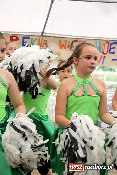 Zdjęcie w galerii na portalu naszraciborz.pl: W Wojnowicach bawili się na festynie szkolnym wiadomości z regionu