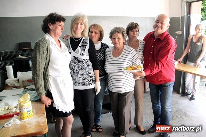 Zdjęcie w galerii na portalu naszraciborz.pl: W Wojnowicach bawili się na festynie szkolnym wiadomości z regionu