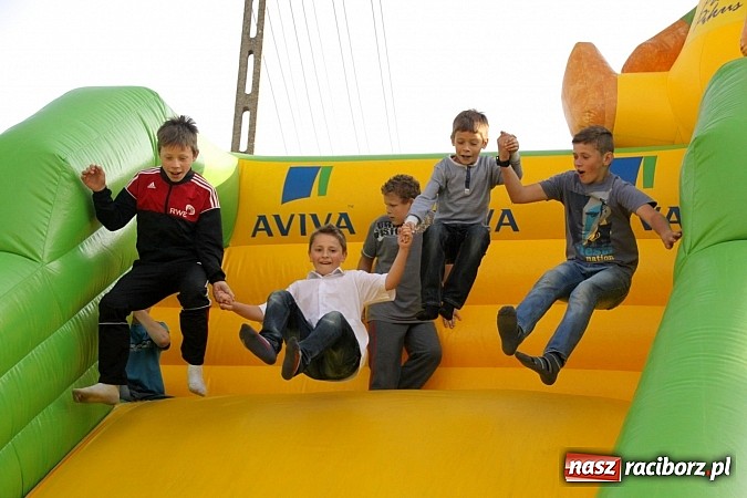 Zdjęcie w galerii na portalu naszraciborz.pl: W Wojnowicach bawili się na festynie szkolnym wiadomości z regionu