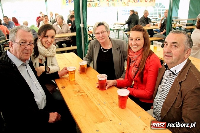 Zdjęcie w galerii na portalu naszraciborz.pl: W Wojnowicach bawili się na festynie szkolnym wiadomości z regionu