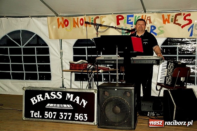 Zdjęcie w galerii na portalu naszraciborz.pl: W Wojnowicach bawili się na festynie szkolnym wiadomości z regionu