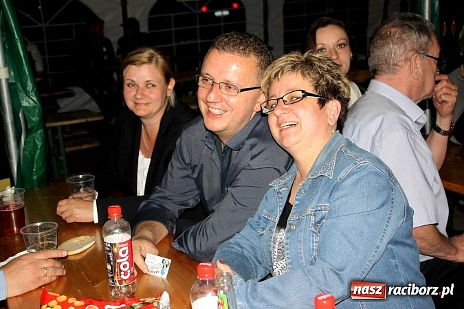 Zdjęcie w galerii na portalu naszraciborz.pl: W Wojnowicach bawili się na festynie szkolnym wiadomości z regionu