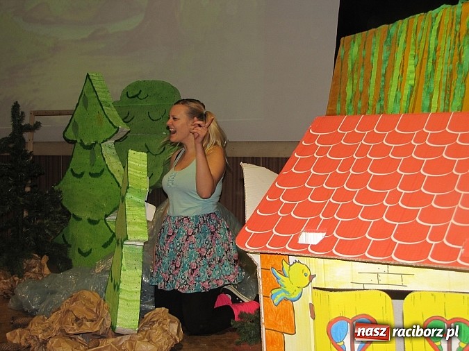 Zdjęcie w galerii na portalu naszraciborz.pl: Przedszkolaki świętowały swój dzień w PWSZ wiadomości z regionu