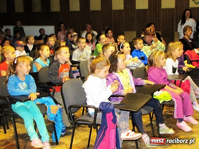 Zdjęcie w galerii na portalu naszraciborz.pl: Przedszkolaki świętowały swój dzień w PWSZ wiadomości z regionu