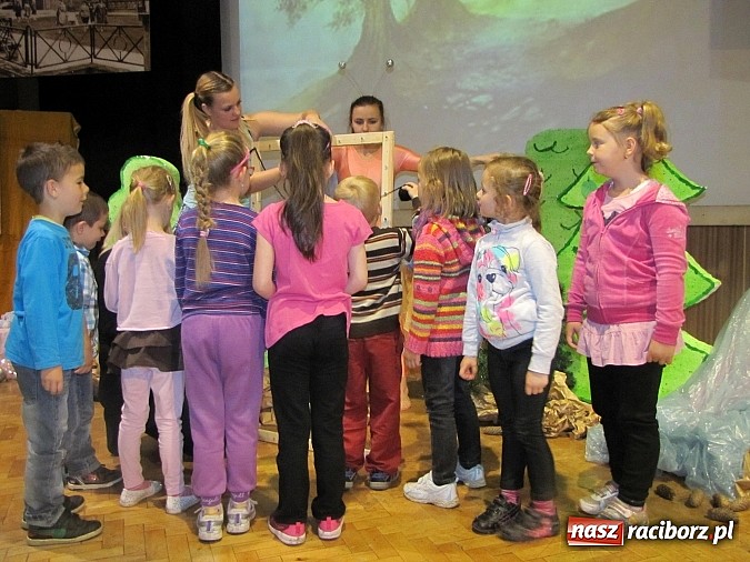 Zdjęcie w galerii na portalu naszraciborz.pl: Przedszkolaki świętowały swój dzień w PWSZ wiadomości z regionu