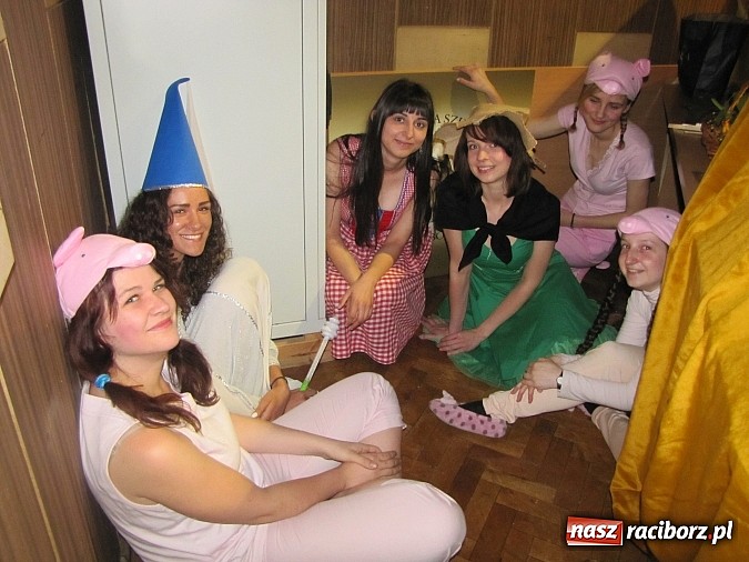 Zdjęcie w galerii na portalu naszraciborz.pl: Przedszkolaki świętowały swój dzień w PWSZ wiadomości z regionu