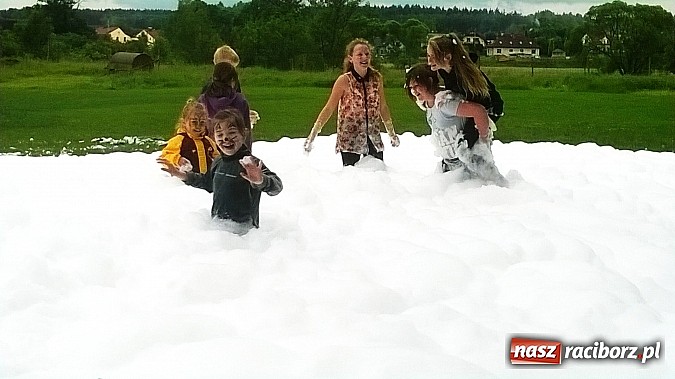 Zdjęcie w galerii na portalu naszraciborz.pl: Dzień Dziecka w Rudzie Kozielskiej wiadomości z regionu