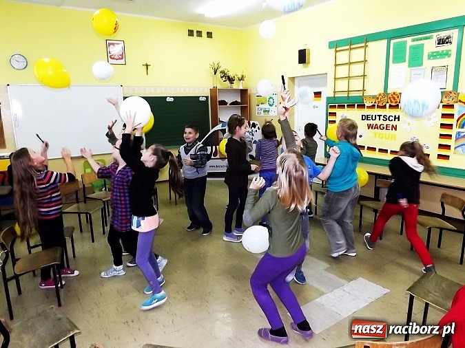 Zdjęcie w galerii na portalu naszraciborz.pl: Deutsch Wagen Tour w Krzanowicach! wiadomości z regionu