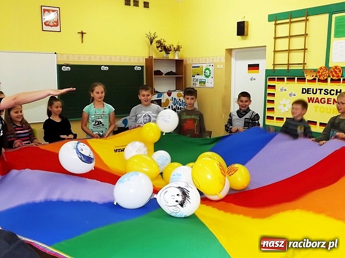 Zdjęcie w galerii na portalu naszraciborz.pl: Deutsch Wagen Tour w Krzanowicach! wiadomości z regionu