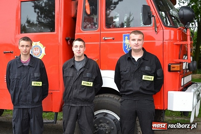 Zdjęcie w galerii na portalu naszraciborz.pl: A mamusie nie trafiały do kosza! Dzień Dziecka w Jankowicach  wiadomości z regionu