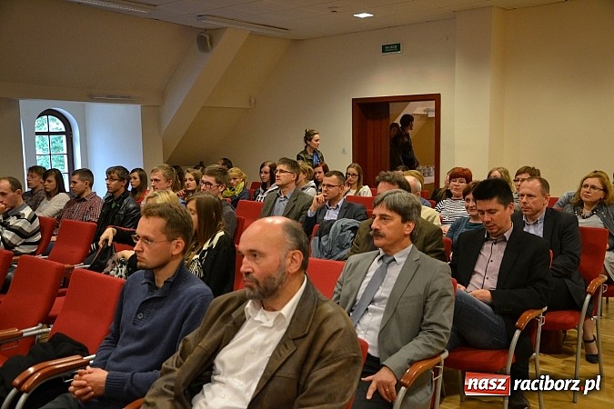 Zdjęcie w galerii na portalu naszraciborz.pl: Szkoła, która ma przed sobą 200-lecie wiadomości z regionu