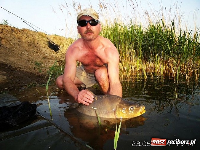 Zdjęcie w galerii na portalu naszraciborz.pl: Ryba brała na wędkarskim Dniu Dziecka na Babiczoku wiadomości z regionu