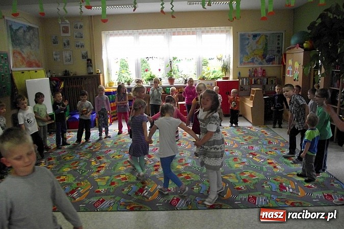 Zdjęcie w galerii na portalu naszraciborz.pl: Dzień Dziecka na wesoło w przedszkolu numer 5 wiadomości z regionu