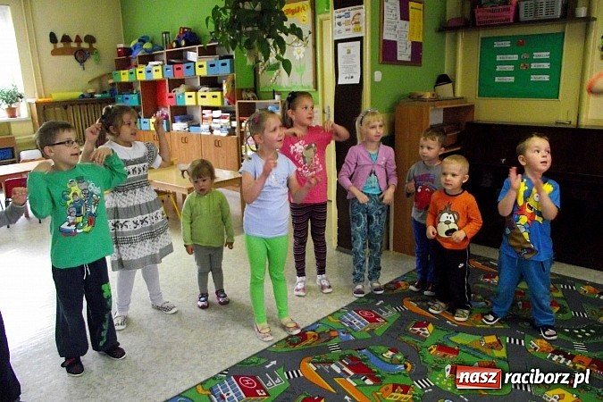 Zdjęcie w galerii na portalu naszraciborz.pl: Dzień Dziecka na wesoło w przedszkolu numer 5 wiadomości z regionu