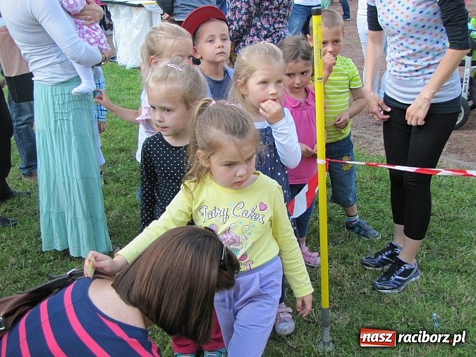 Zdjęcie w galerii na portalu naszraciborz.pl: Festyn rodzinny z okazji Dnia dziecka na Płoni  wiadomości z regionu