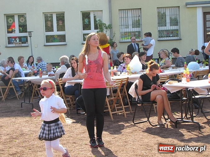 Zdjęcie w galerii na portalu naszraciborz.pl: Festyn rodzinny z okazji Dnia dziecka na Płoni  wiadomości z regionu