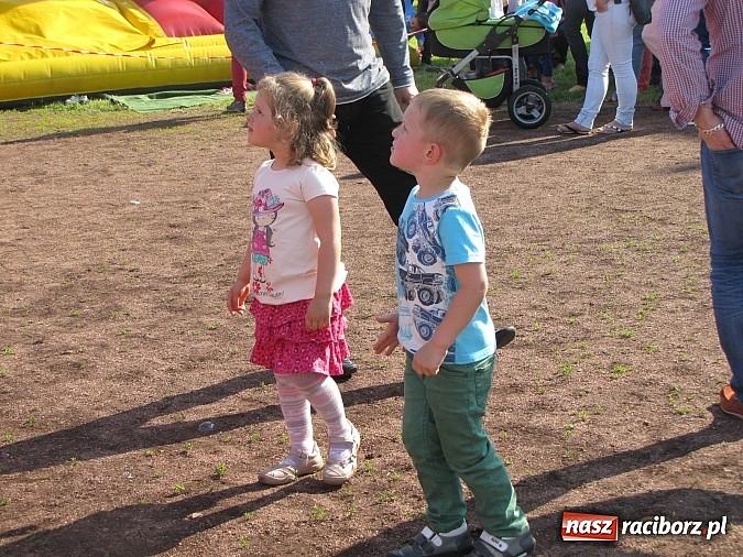 Zdjęcie w galerii na portalu naszraciborz.pl: Festyn rodzinny z okazji Dnia dziecka na Płoni  wiadomości z regionu