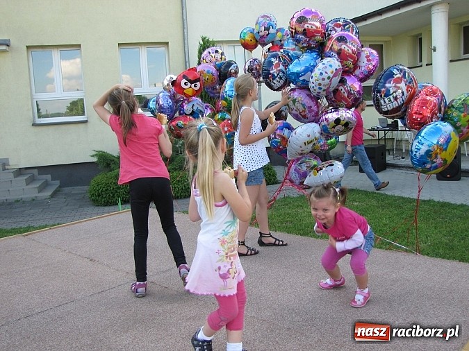 Zdjęcie w galerii na portalu naszraciborz.pl: Festyn rodzinny z okazji Dnia dziecka na Płoni  wiadomości z regionu