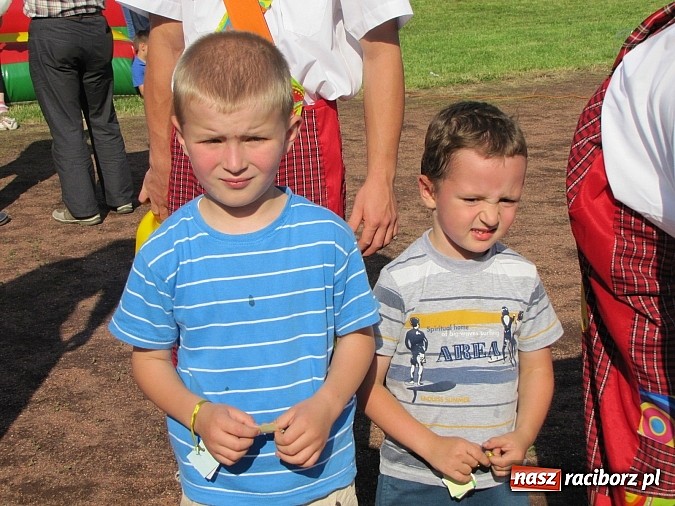Zdjęcie w galerii na portalu naszraciborz.pl: Festyn rodzinny z okazji Dnia dziecka na Płoni  wiadomości z regionu