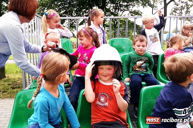 Zdjęcie w galerii na portalu naszraciborz.pl: Festyn rodzinny z okazji Dnia dziecka na Płoni  wiadomości z regionu