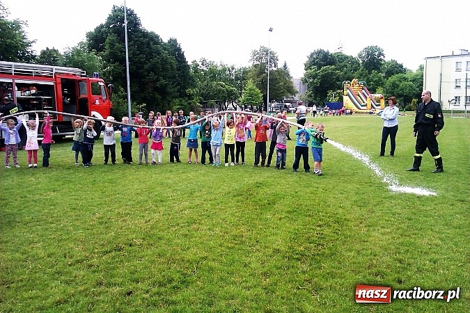 Zdjęcie w galerii na portalu naszraciborz.pl: Festyn rodzinny z okazji Dnia dziecka na Płoni  wiadomości z regionu