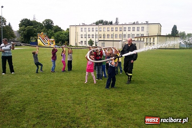 Zdjęcie w galerii na portalu naszraciborz.pl: Festyn rodzinny z okazji Dnia dziecka na Płoni  wiadomości z regionu