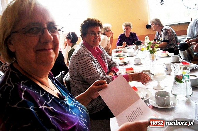 Zdjęcie w galerii na portalu naszraciborz.pl: Mamma Mia na Dzień Matki i Dzień Ojca u senior&oacute;w w Nędzy wiadomości z regionu