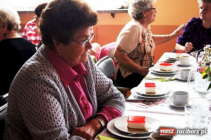 Zdjęcie w galerii na portalu naszraciborz.pl: Mamma Mia na Dzień Matki i Dzień Ojca u senior&oacute;w w Nędzy wiadomości z regionu