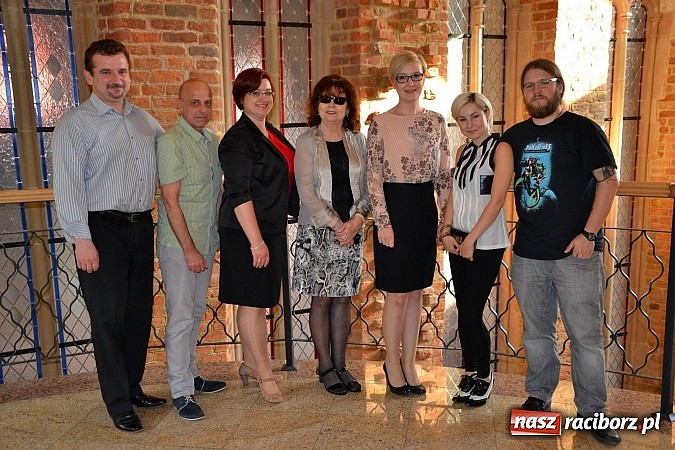 Zdjęcie w galerii na portalu naszraciborz.pl: Drugi dzień przesłuchań festiwalowych na zamku wiadomości z regionu