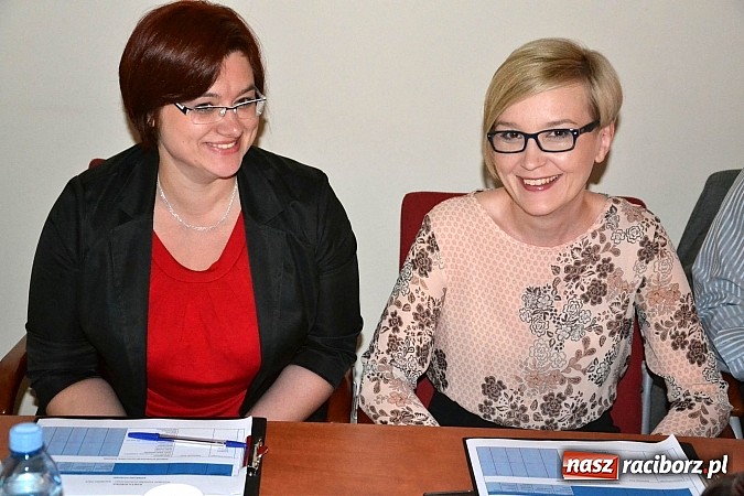 Zdjęcie w galerii na portalu naszraciborz.pl: Drugi dzień przesłuchań festiwalowych na zamku wiadomości z regionu