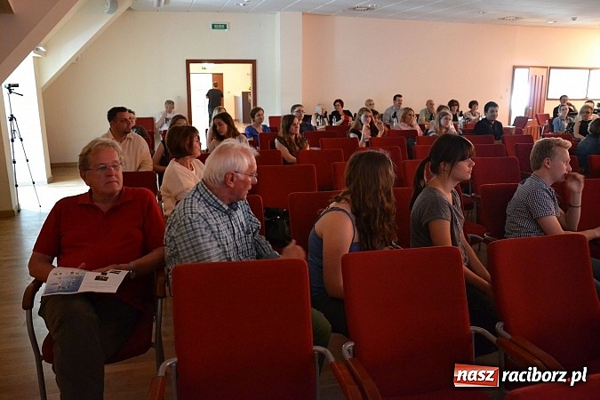 Zdjęcie w galerii na portalu naszraciborz.pl: Drugi dzień przesłuchań festiwalowych na zamku wiadomości z regionu