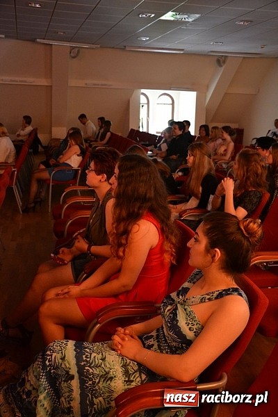 Zdjęcie w galerii na portalu naszraciborz.pl: Drugi dzień przesłuchań festiwalowych na zamku wiadomości z regionu