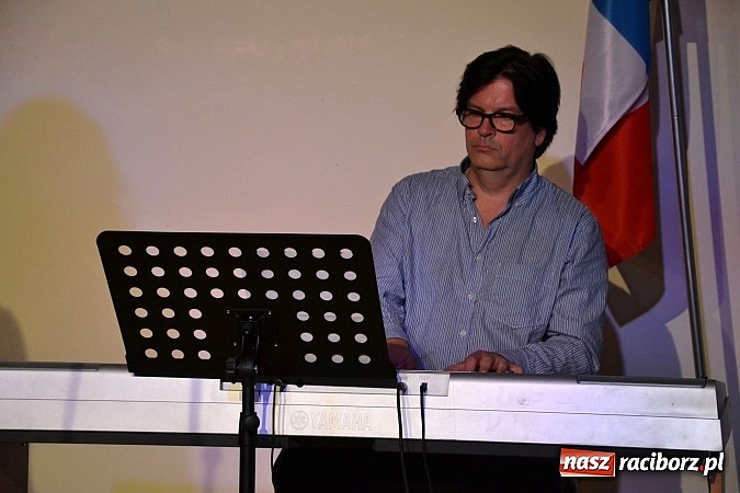 Zdjęcie w galerii na portalu naszraciborz.pl: Drugi dzień przesłuchań festiwalowych na zamku wiadomości z regionu