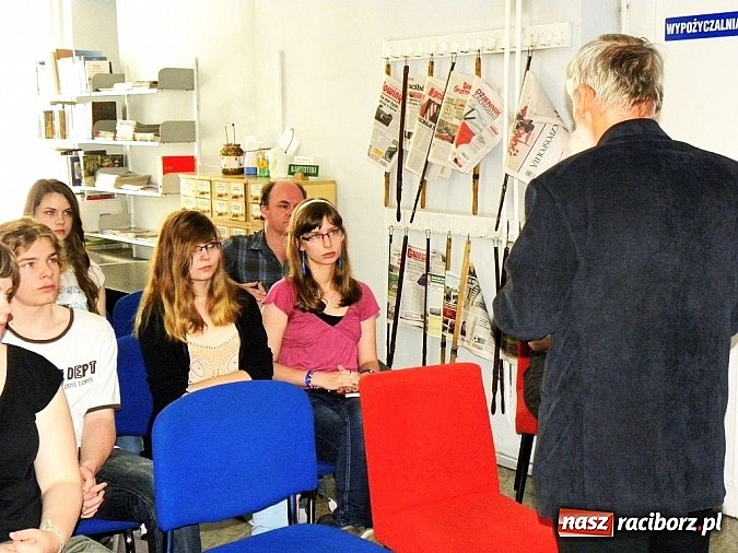 Zdjęcie w galerii na portalu naszraciborz.pl: Spotkanie nie przy Okrągłym Stole wiadomości z regionu