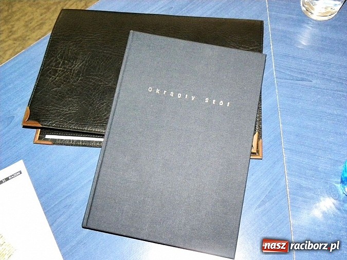 Zdjęcie w galerii na portalu naszraciborz.pl: Spotkanie nie przy Okrągłym Stole wiadomości z regionu