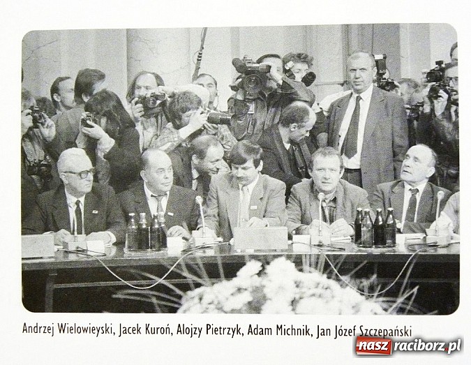 Zdjęcie w galerii na portalu naszraciborz.pl: Spotkanie nie przy Okrągłym Stole wiadomości z regionu