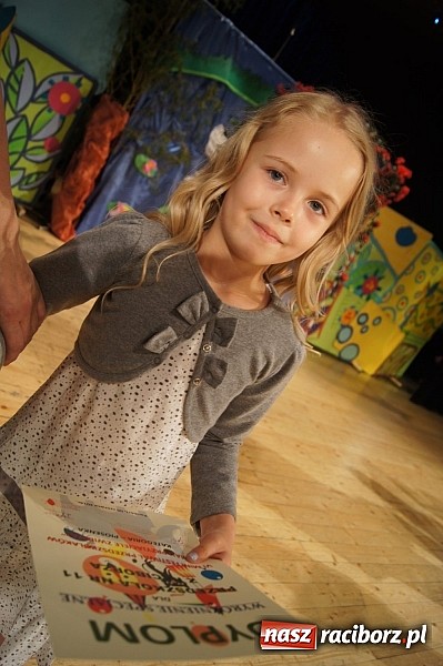 Zdjęcie w galerii na portalu naszraciborz.pl: Laureaci VI Mini Festiwalu Przedszkolaków nagrodzeni  wiadomości z regionu