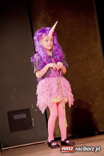 Zdjęcie w galerii na portalu naszraciborz.pl: Laureaci VI Mini Festiwalu Przedszkolaków nagrodzeni  wiadomości z regionu