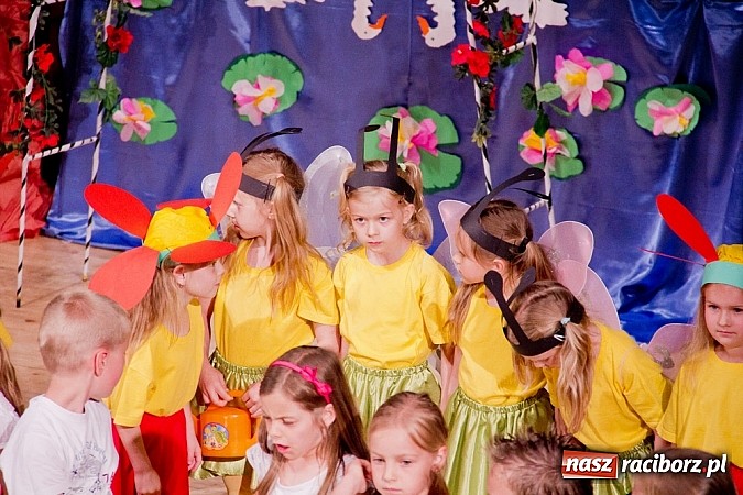 Zdjęcie w galerii na portalu naszraciborz.pl: Laureaci VI Mini Festiwalu Przedszkolaków nagrodzeni  wiadomości z regionu