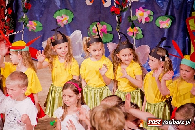 Zdjęcie w galerii na portalu naszraciborz.pl: Laureaci VI Mini Festiwalu Przedszkolaków nagrodzeni  wiadomości z regionu