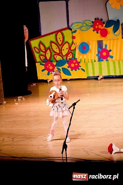 Zdjęcie w galerii na portalu naszraciborz.pl: Laureaci VI Mini Festiwalu Przedszkolaków nagrodzeni  wiadomości z regionu