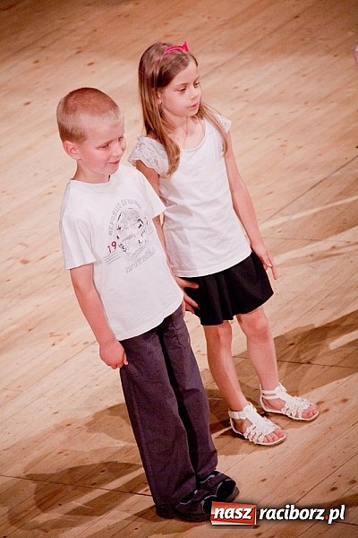 Zdjęcie w galerii na portalu naszraciborz.pl: Laureaci VI Mini Festiwalu Przedszkolaków nagrodzeni  wiadomości z regionu