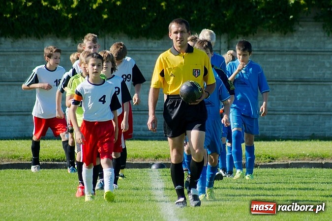 Zdjęcie w galerii na portalu naszraciborz.pl: Pewne zwycięstwo trampkarzy Tworkowa na zakończenie sezonu wiadomości z regionu