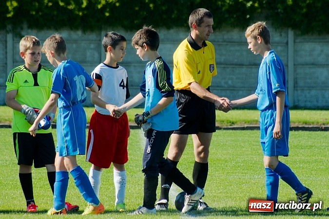 Zdjęcie w galerii na portalu naszraciborz.pl: Pewne zwycięstwo trampkarzy Tworkowa na zakończenie sezonu wiadomości z regionu