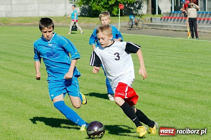 Zdjęcie w galerii na portalu naszraciborz.pl: Pewne zwycięstwo trampkarzy Tworkowa na zakończenie sezonu wiadomości z regionu
