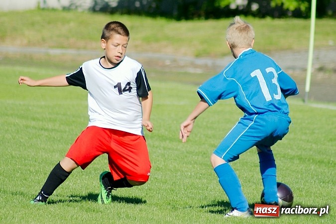 Zdjęcie w galerii na portalu naszraciborz.pl: Pewne zwycięstwo trampkarzy Tworkowa na zakończenie sezonu wiadomości z regionu