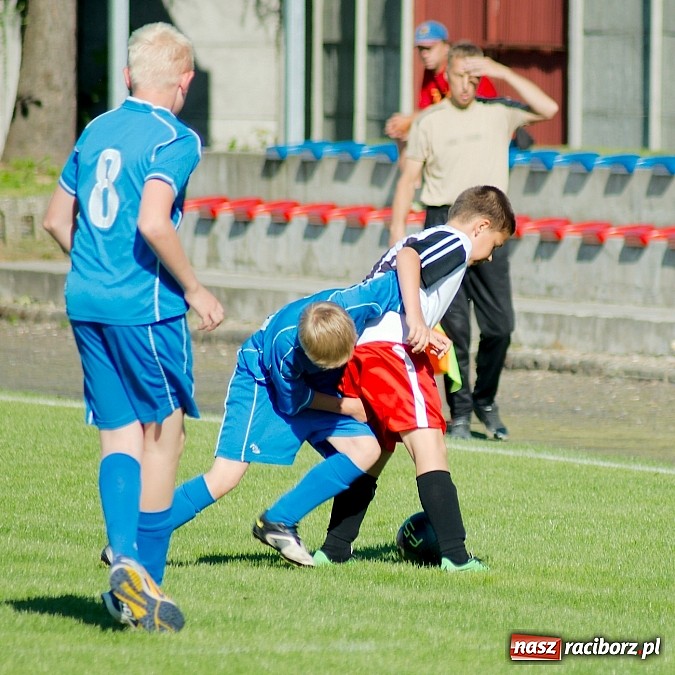 Zdjęcie w galerii na portalu naszraciborz.pl: Pewne zwycięstwo trampkarzy Tworkowa na zakończenie sezonu wiadomości z regionu