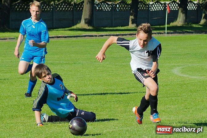 Zdjęcie w galerii na portalu naszraciborz.pl: Pewne zwycięstwo trampkarzy Tworkowa na zakończenie sezonu wiadomości z regionu