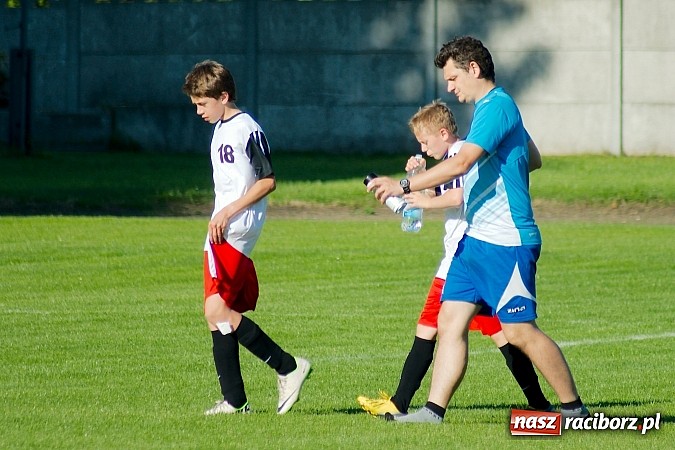 Zdjęcie w galerii na portalu naszraciborz.pl: Pewne zwycięstwo trampkarzy Tworkowa na zakończenie sezonu wiadomości z regionu